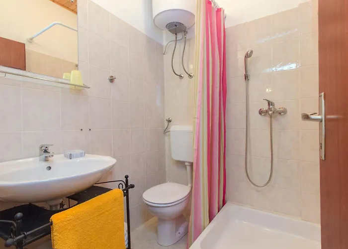 Appartement By The Sea - 22258